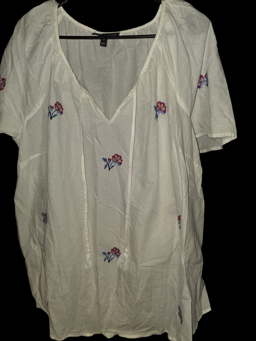 Lane Bryant Women's Size 22 White Shirt With Embroidered Flowers 100% Cotton